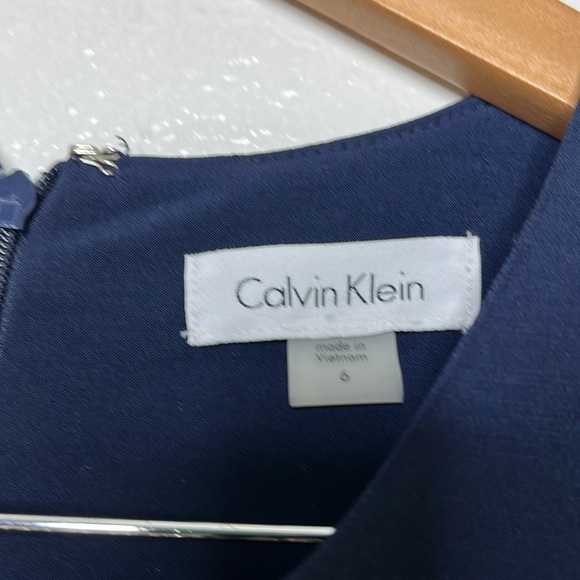 Calvin Klein Navy Gold Chain Sleeveless Shift Dress Women Size 6 - Picture 2 of 5